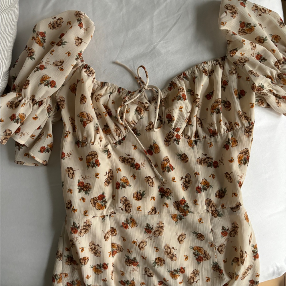 SABO Floral puff- sleeve corset Dress
